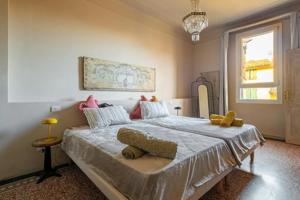 Guest house La Didi Maison Bologna Italy